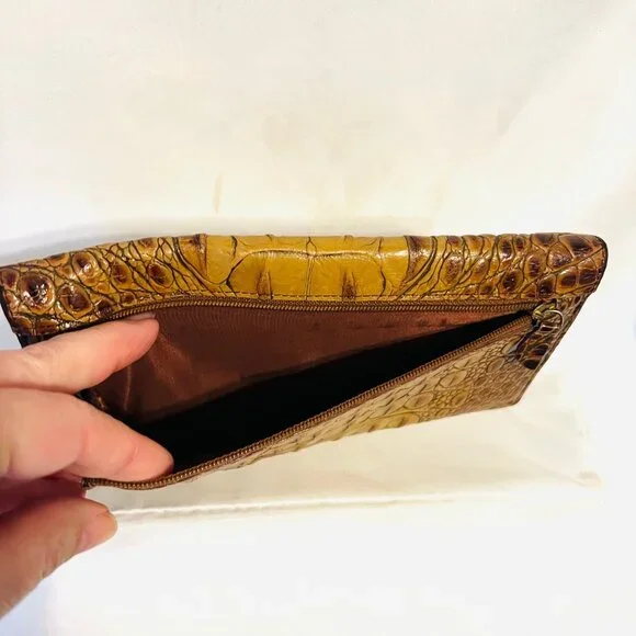 Brahmin Colette Croc Embossed Melbourne Leather-Vintage-Tri Fold Wallet/CheckBk - Picture 4 of 14